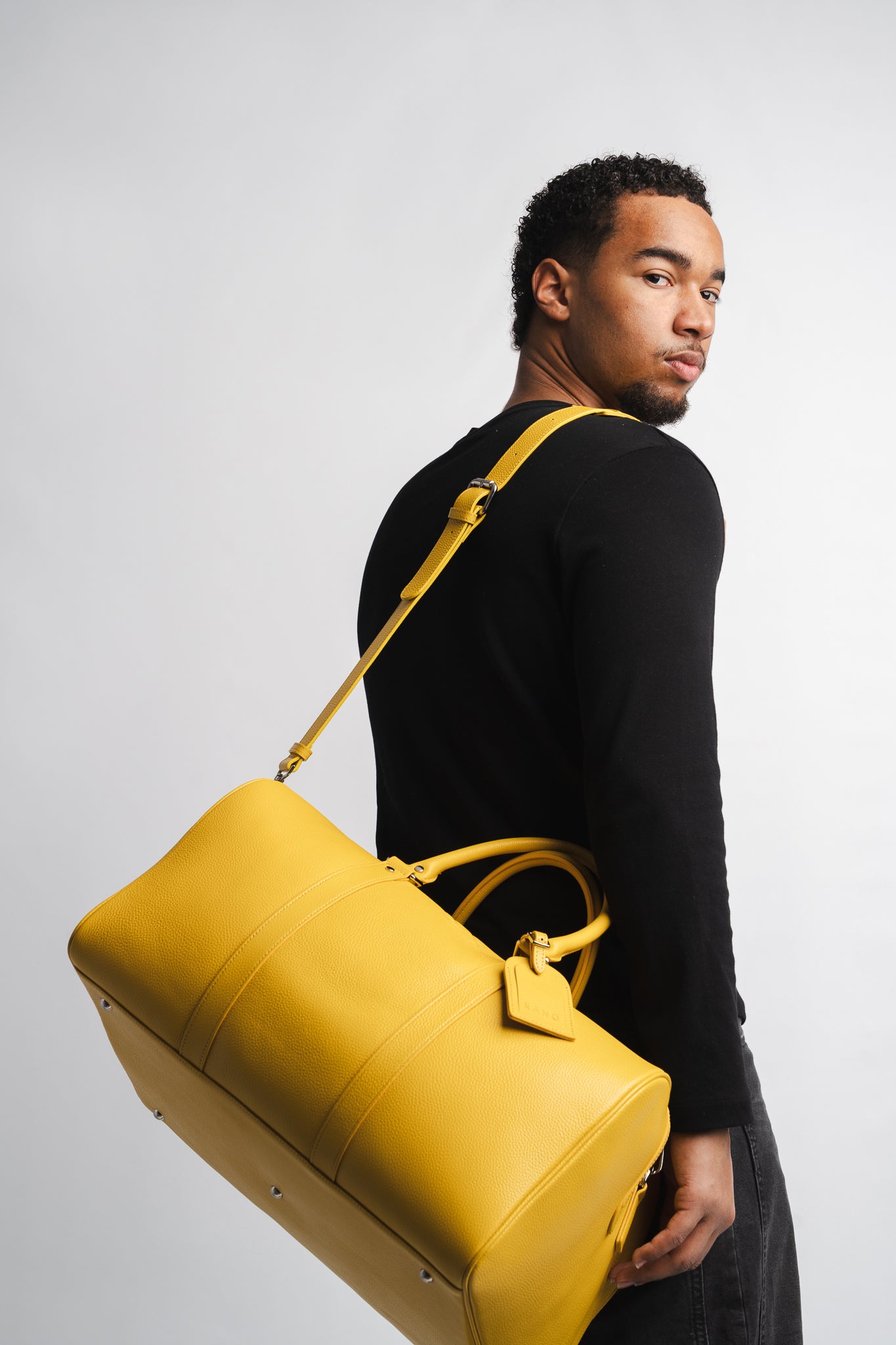 Giallo Traveller